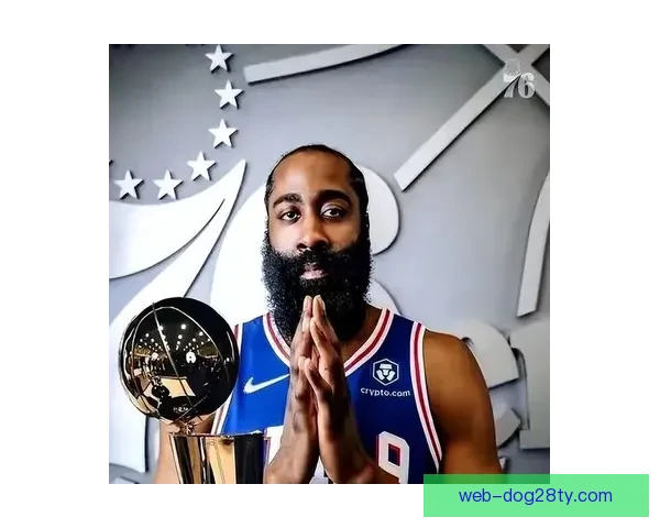 快船拒湖人逆转小卡复出哈登助攻7人上双